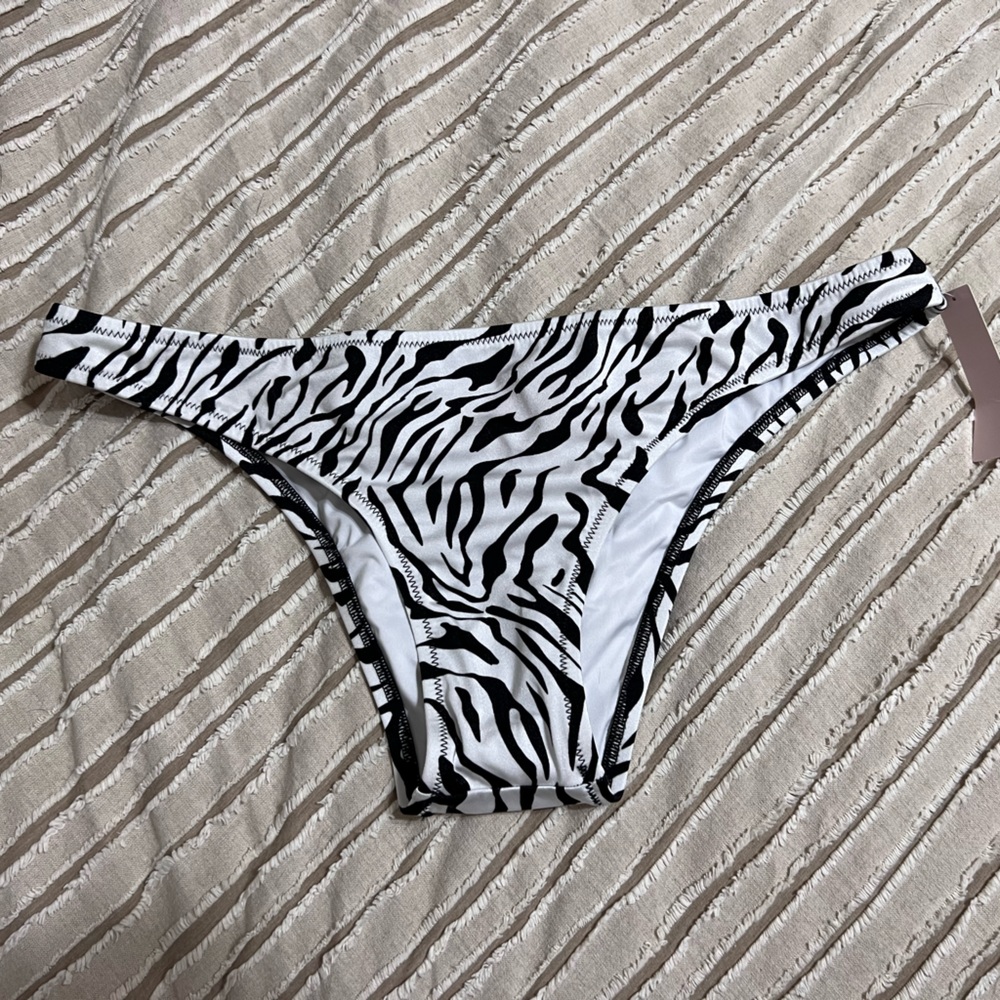 VS Bikini Bottom